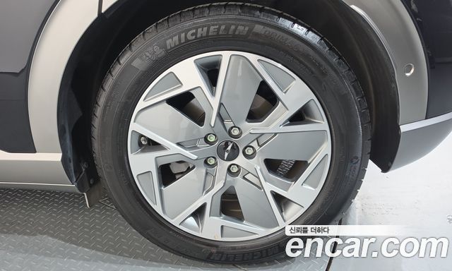 Genesis GV60 2023 — photo 7