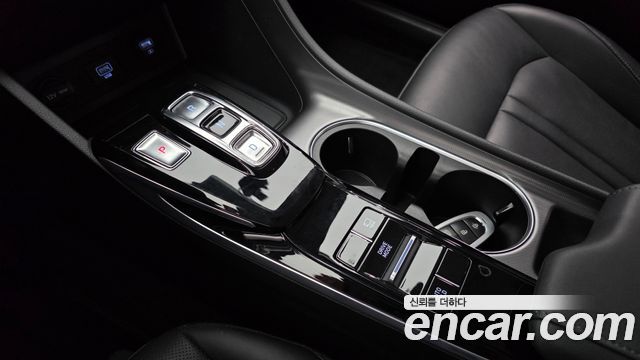 Hyundai Sonata 2023 — photo 9
