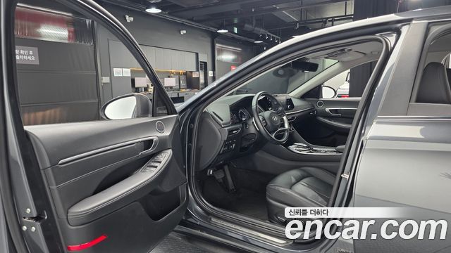 Hyundai Sonata 2023 — photo 10