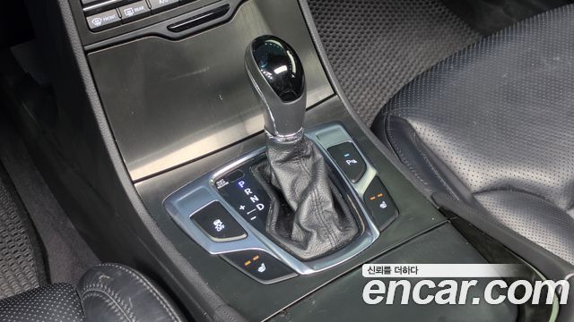 Hyundai Grandeur 2015 — photo 12