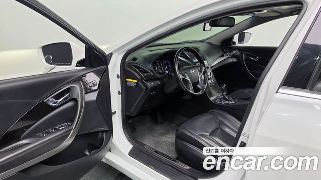 Hyundai Grandeur 2015 — photo 13