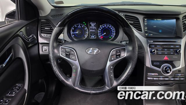 Hyundai Grandeur 2015 — photo 18