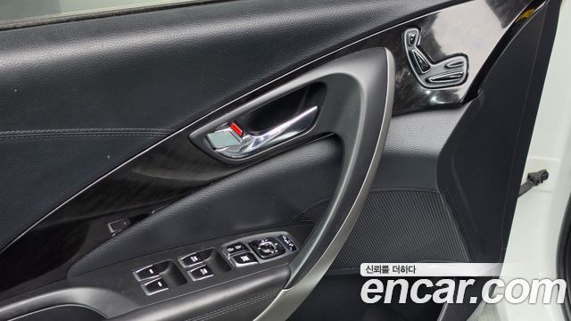 Hyundai Grandeur 2015 — photo 26