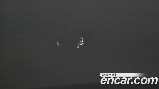 Mercedes-Benz E-Class 2019 — photo 31