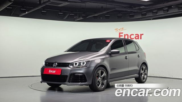 Volkswagen Polo 2014 — photo 1