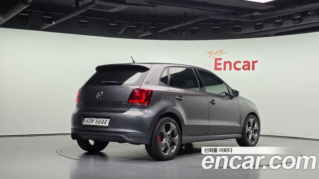 Volkswagen Polo 2014 — photo 2