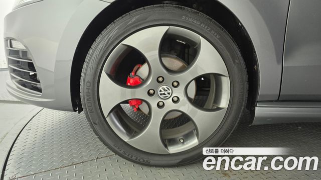 Volkswagen Polo 2014 — photo 5