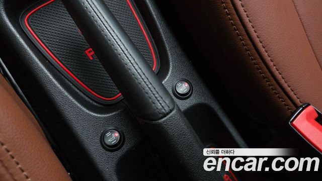 Volkswagen Polo 2014 — photo 16