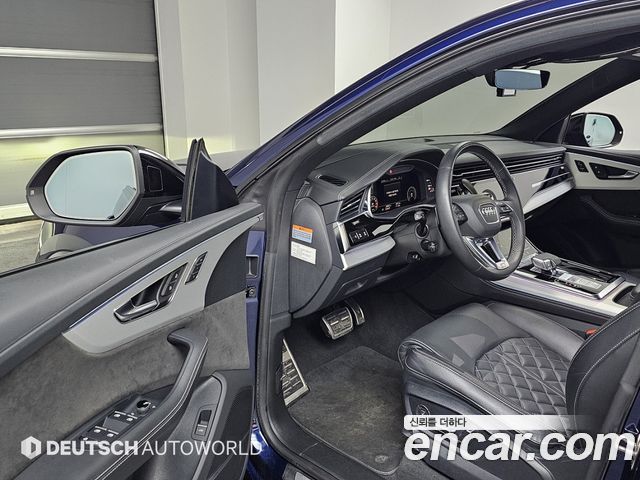 Audi Q8 2021 — photo 11