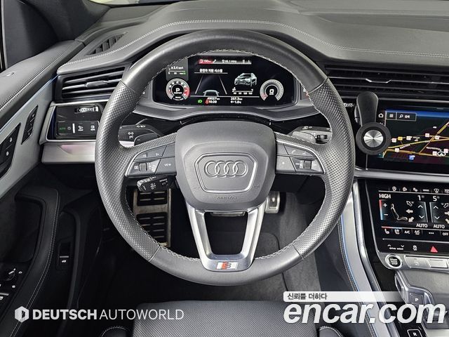 Audi Q8 2021 — photo 13
