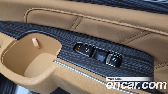 Kia Sorento 2023 — photo 18