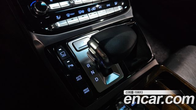 Genesis EQ900 2018 — photo 12
