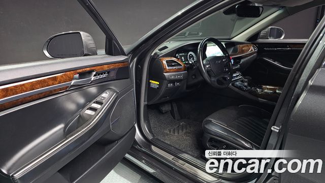 Genesis EQ900 2018 — photo 13