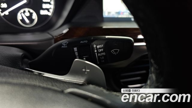 Genesis EQ900 2018 — photo 36