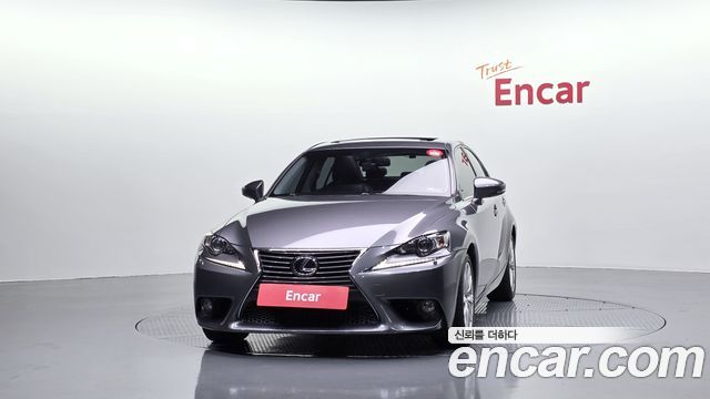 Lexus IS 2014 — photo 3