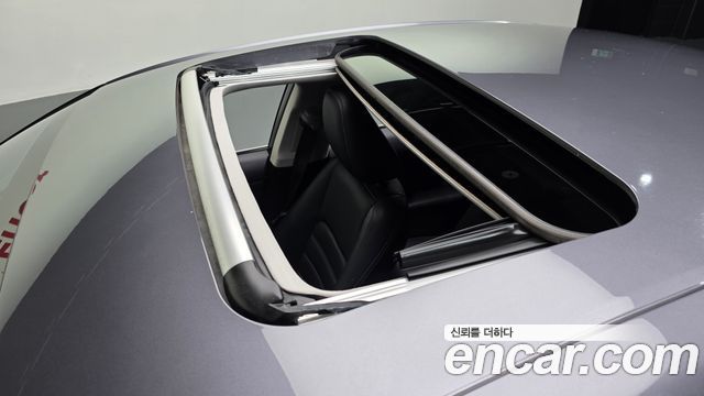 Lexus IS 2014 — photo 19