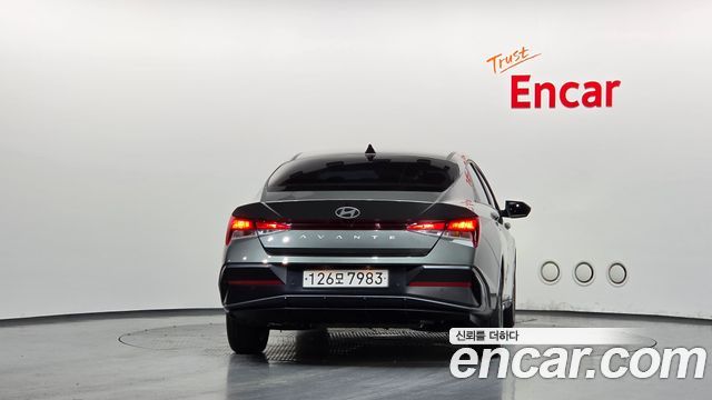 Hyundai AVANTE 2024 — photo 4