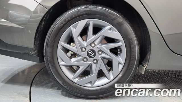 Hyundai AVANTE 2024 — photo 5