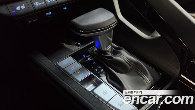 Hyundai AVANTE 2024 — photo 12
