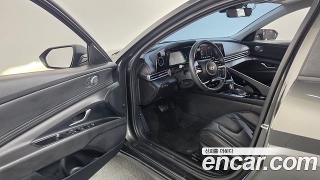 Hyundai AVANTE 2024 — photo 13