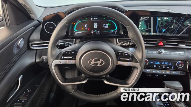 Hyundai AVANTE 2024 — photo 18