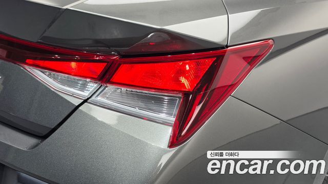 Hyundai AVANTE 2024 — photo 9