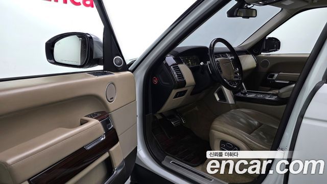 Land Rover Range Rover 2015 — photo 11