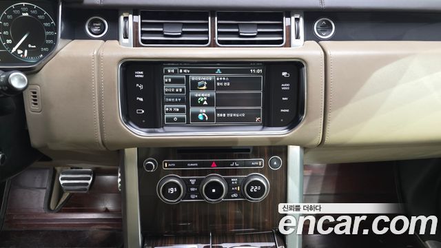Land Rover Range Rover 2015 — photo 14