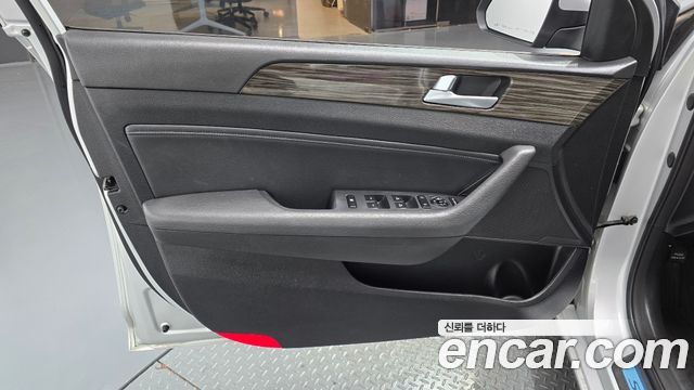 Hyundai Sonata 2015 — photo 14