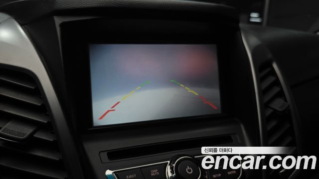 KG Mobility KORANDO 2015 — photo 14