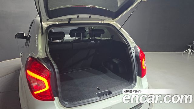 KG Mobility KORANDO 2015 — photo 20