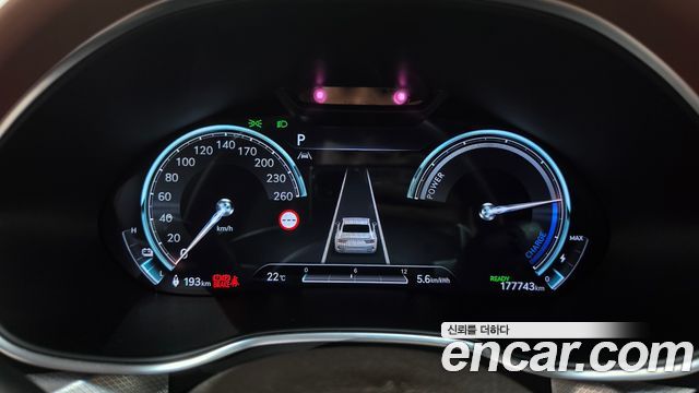 Genesis G80 2022 — photo 8