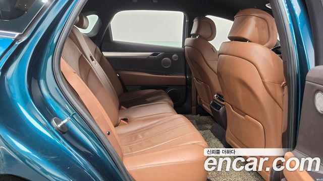 Genesis G80 2022 — photo 12