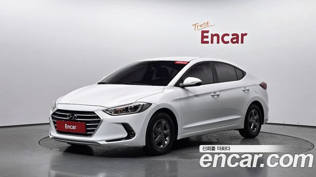 Hyundai AVANTE 2017 — photo 28