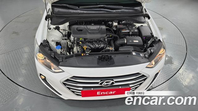 Hyundai AVANTE 2017 — photo 6