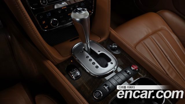 Bentley Continental 2013 — photo 9