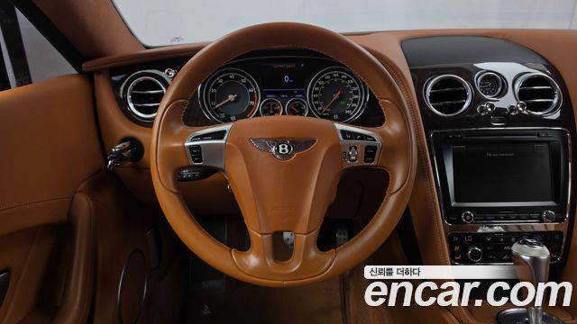 Bentley Continental 2013 — photo 13