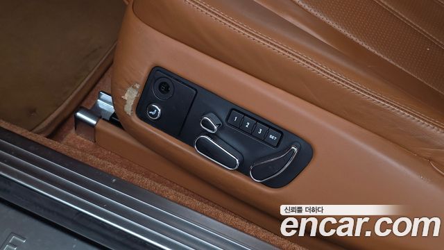 Bentley Continental 2013 — photo 17