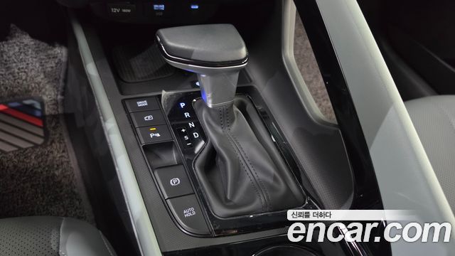 Hyundai AVANTE 2025 — photo 12