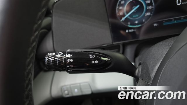 Hyundai AVANTE 2025 — photo 24