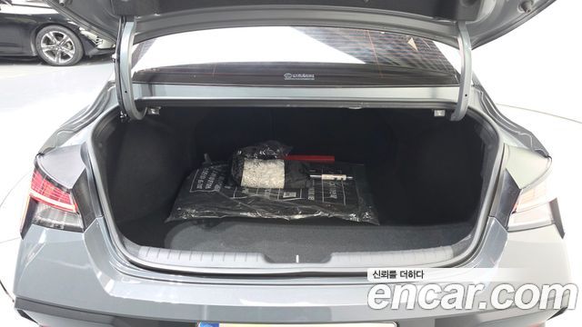 Hyundai AVANTE 2025 — photo 26