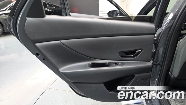 Hyundai AVANTE 2025 — photo 15
