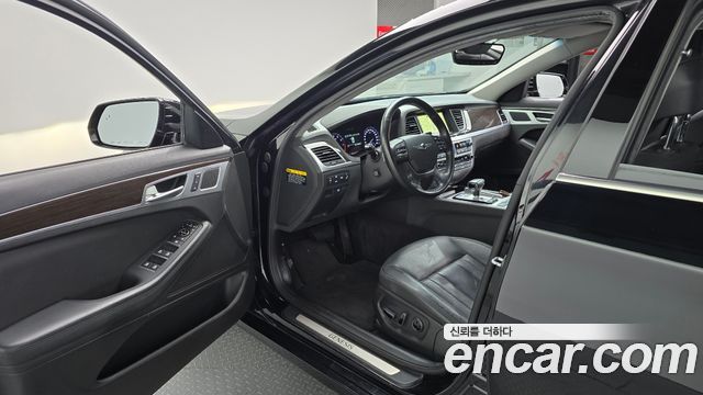 Genesis G80 2017 — photo 13