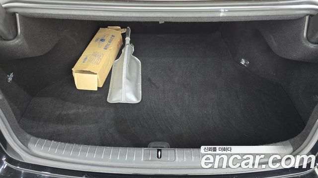 Genesis G80 2017 — photo 21