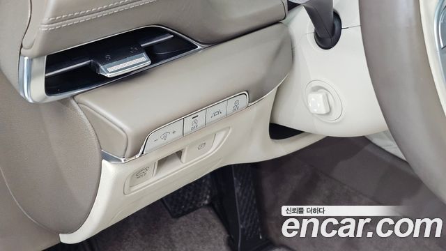 Genesis GV80 2020 — photo 14
