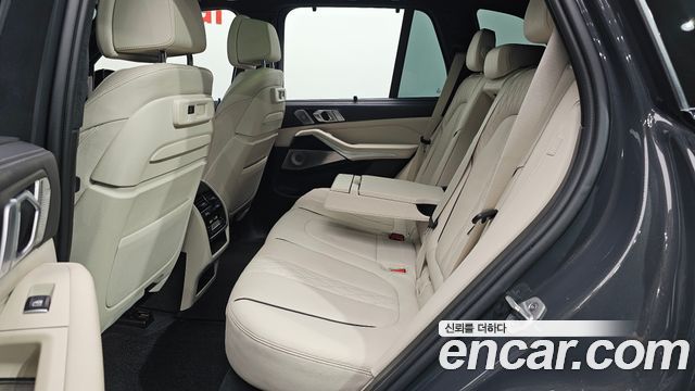 BMW X5 2023 — photo 11