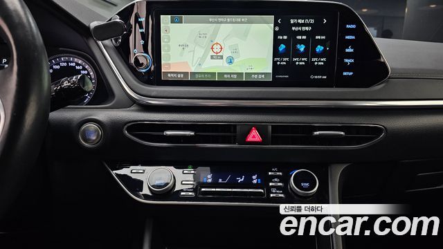 Hyundai Sonata 2023 — photo 20