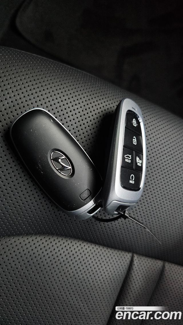 Hyundai Sonata 2023 — photo 23