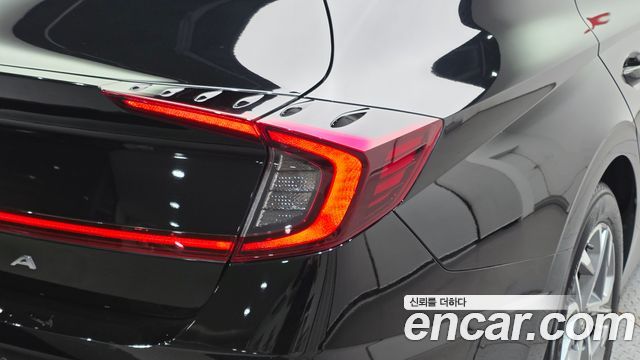 Hyundai Sonata 2023 — photo 9