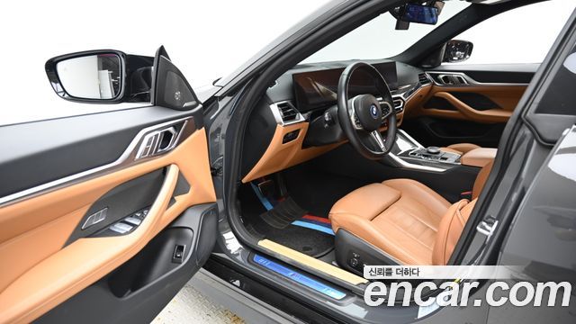 BMW i4 2024 — photo 11